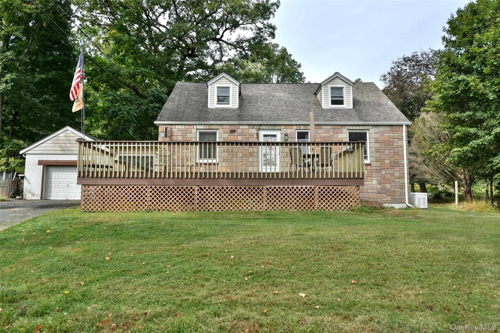 81A Jay Street Property Photo 1