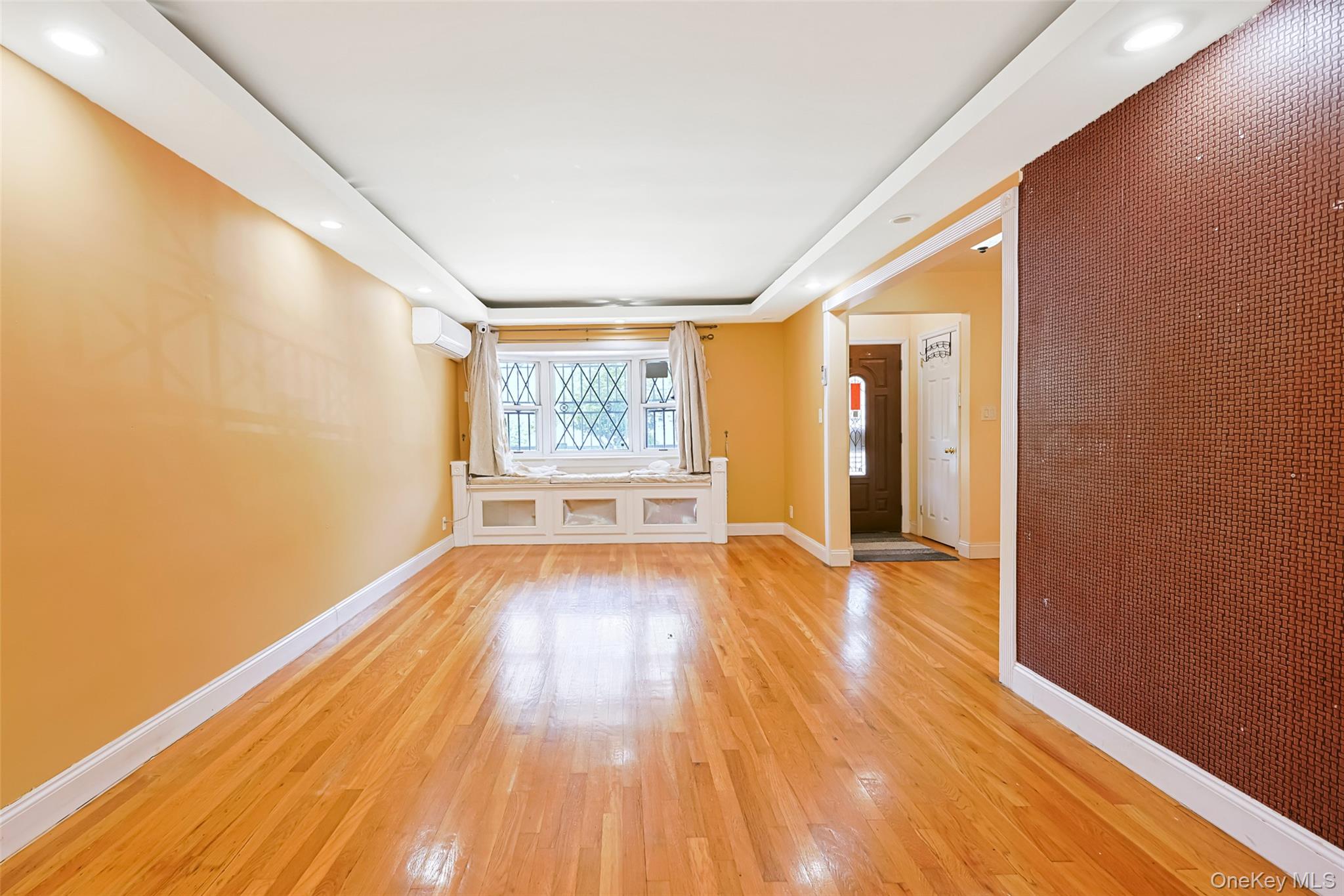 14456 Melbourne Avenue Property Photo 10