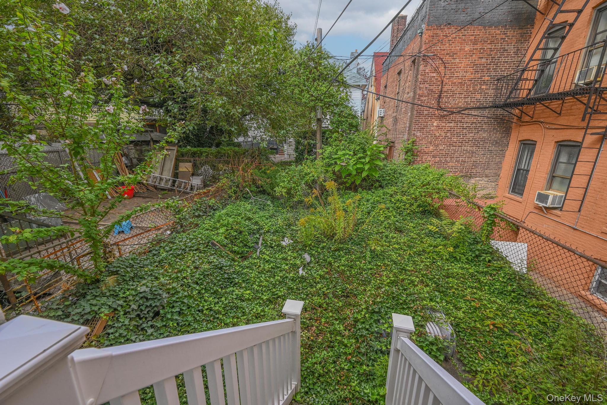 448 E 29th Street Property Photo 7
