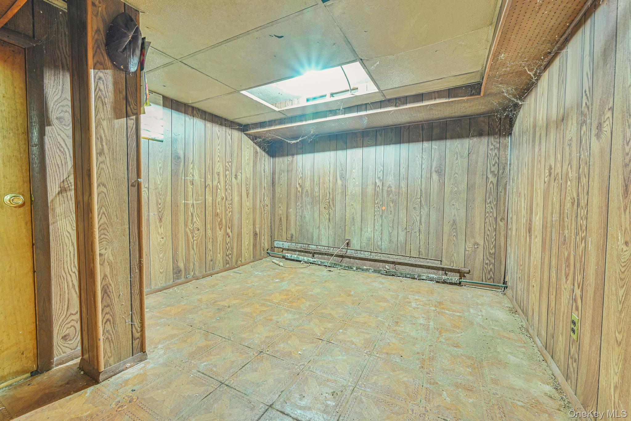 448 E 29th Street Property Photo 27