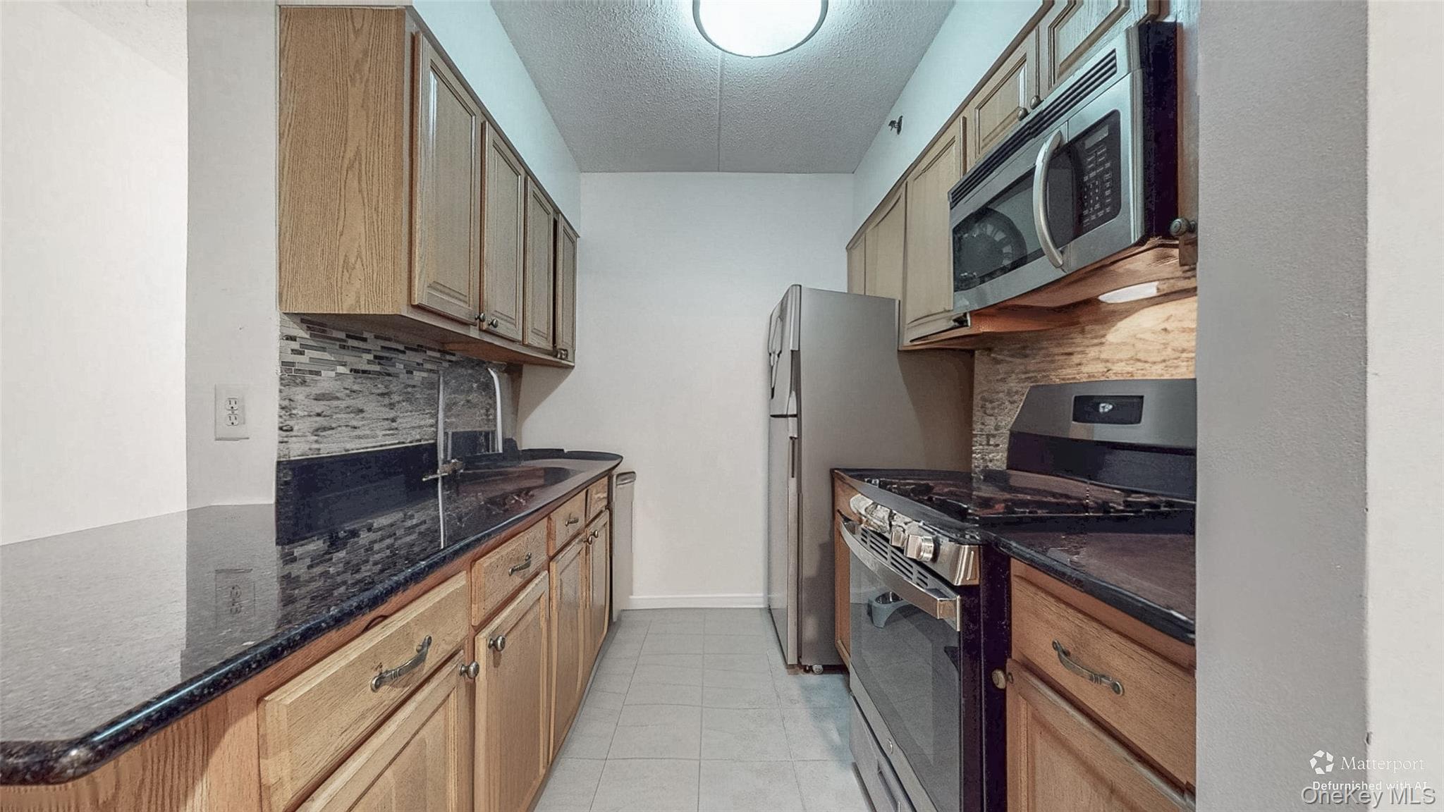 1275 Grant Avenue 2g Property Photo 9