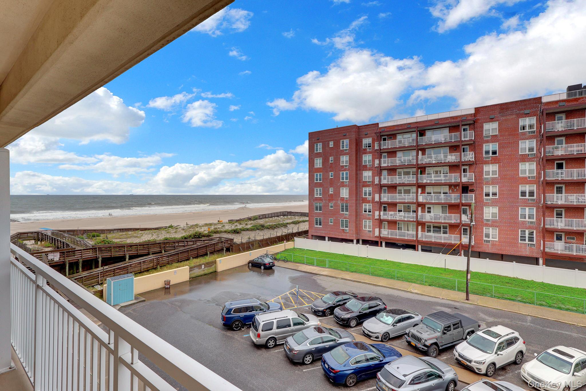 700 Shore Road 4K Property Photo 1