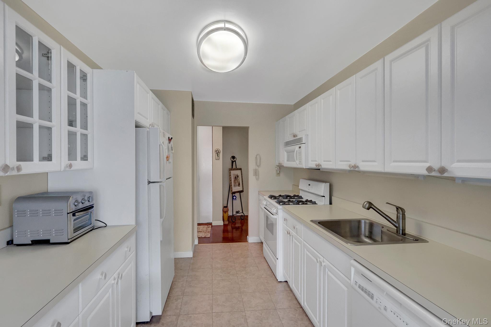 700 Shore Road 4k Property Photo 8