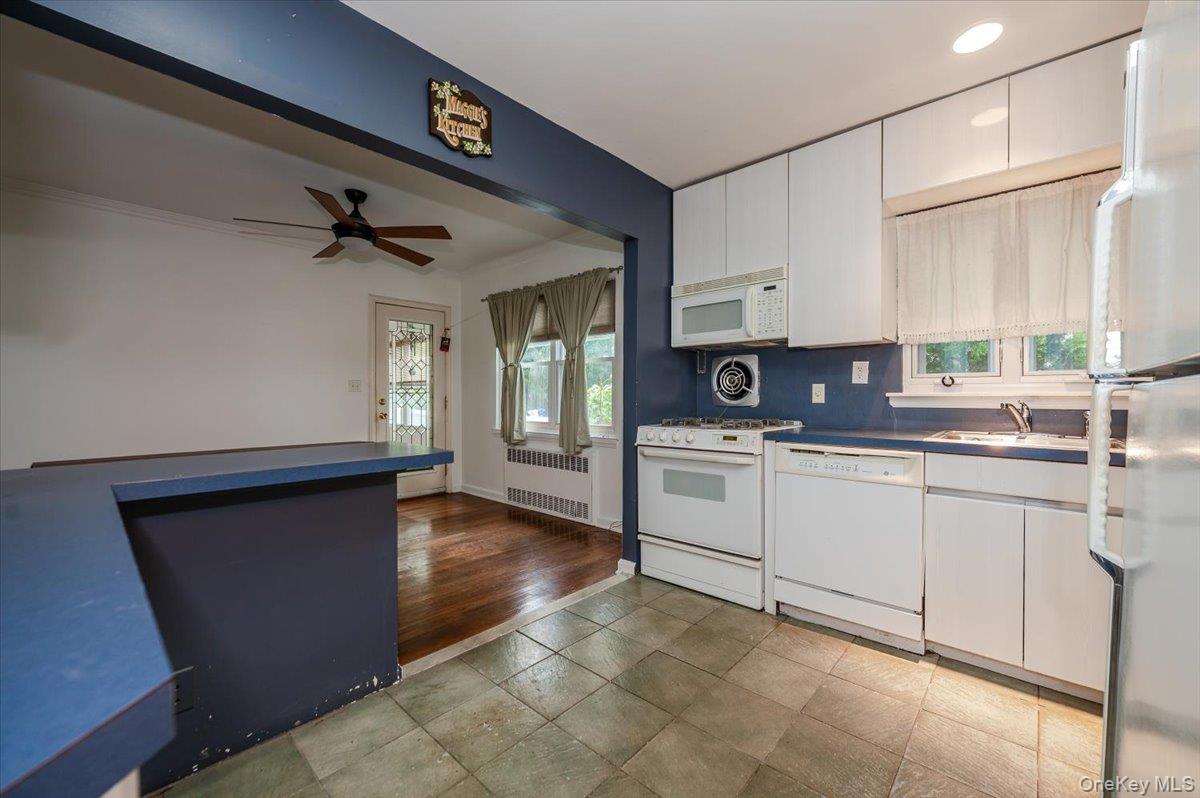 10 Linden Street Property Photo 6