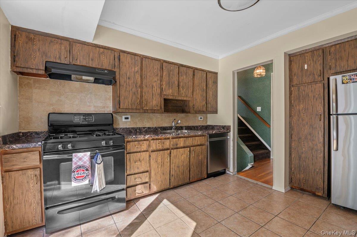 15 Alma Lane Property Photo 11