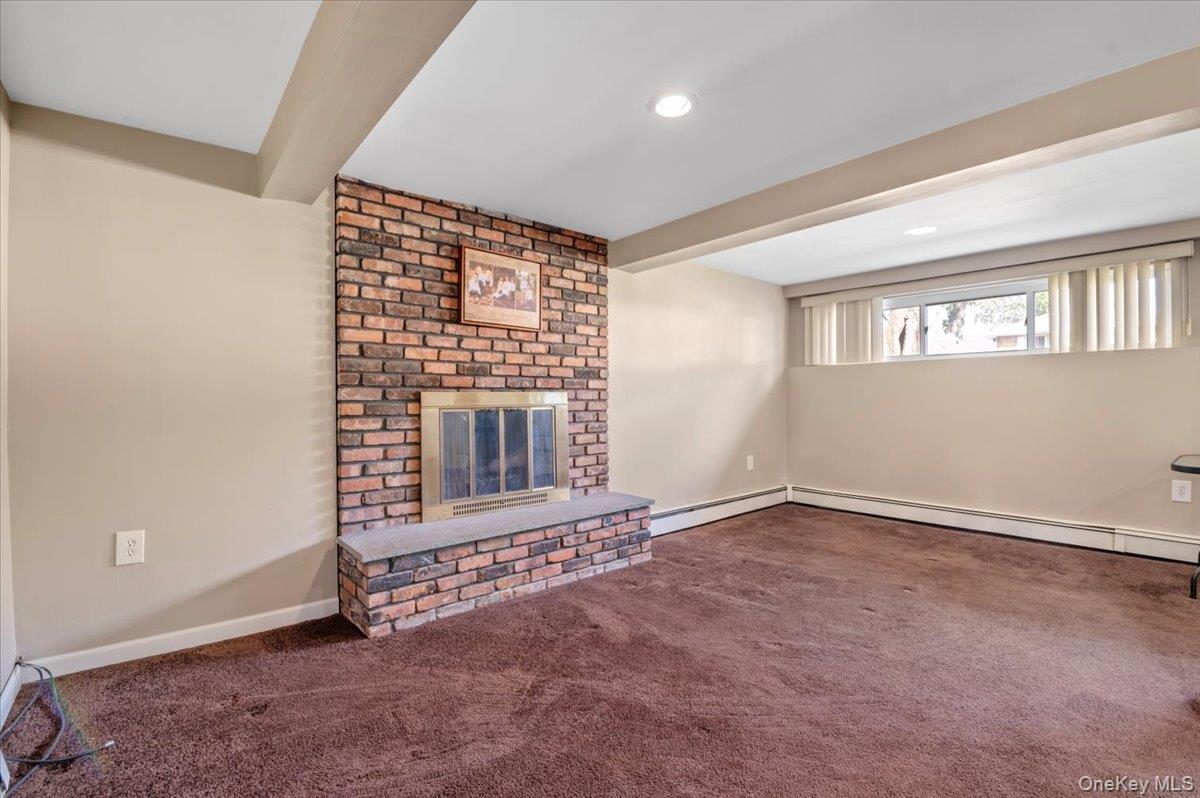 15 Alma Lane Property Photo 17