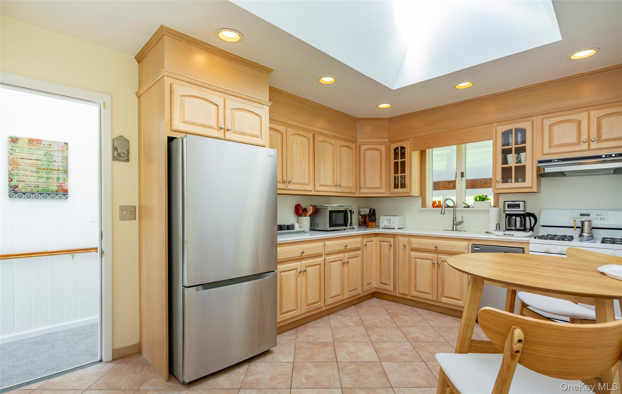 275 Maier Property Photo 14
