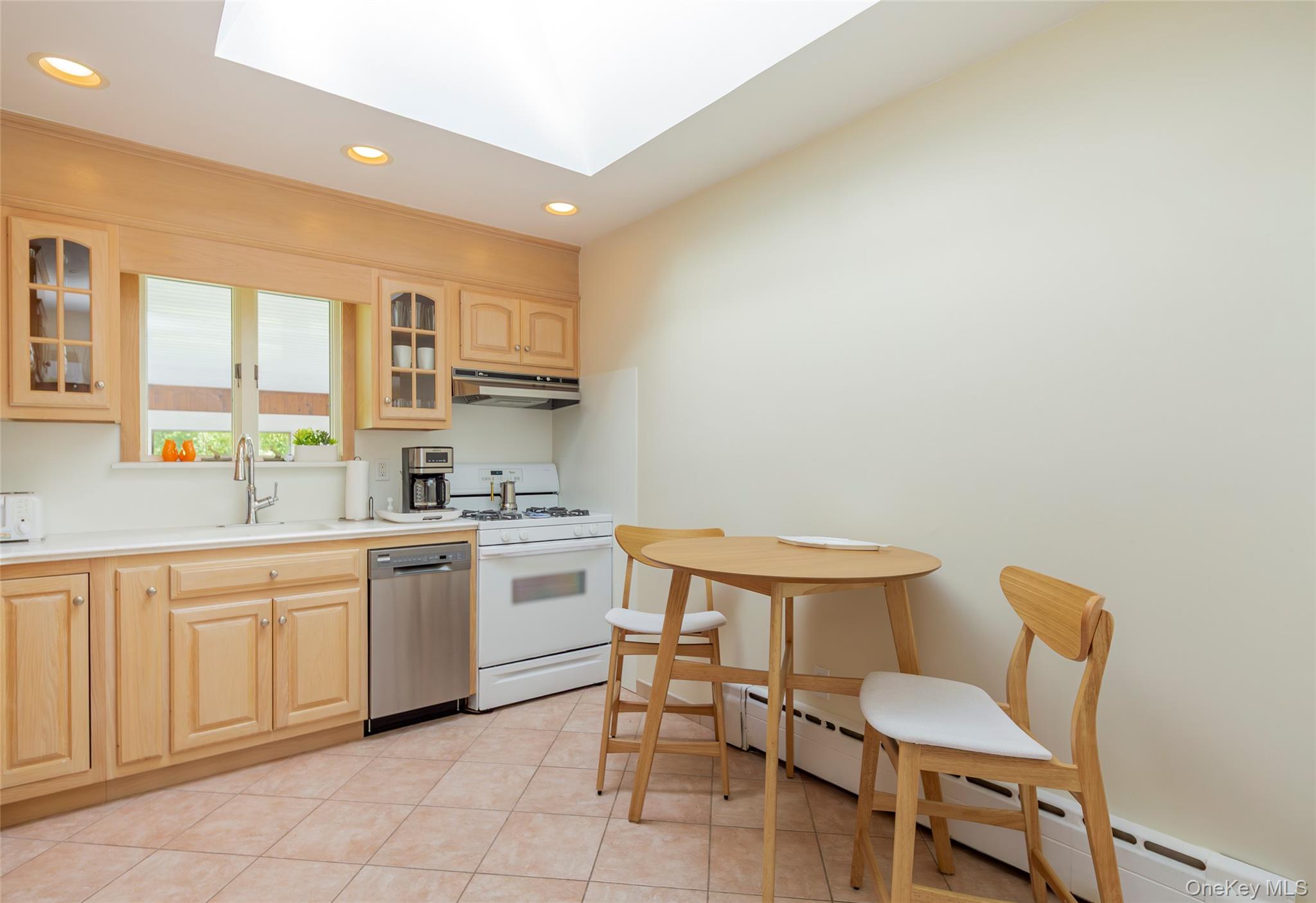 275 Maier Property Photo 15