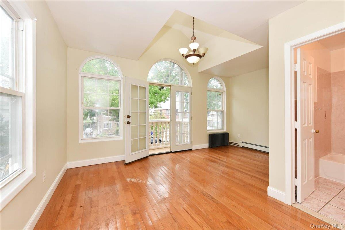 8135 166th Street Property Photo 17