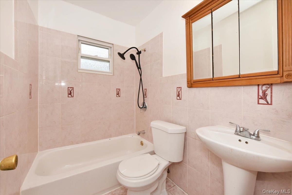 8135 166th Street Property Photo 22