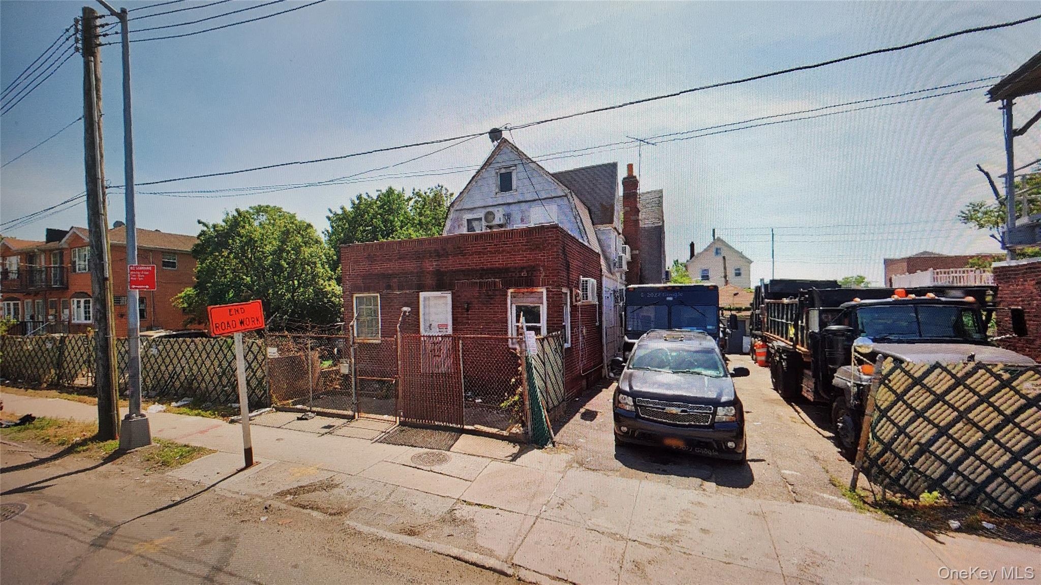 103-16 Van Wyck Expressway Property Photo 3