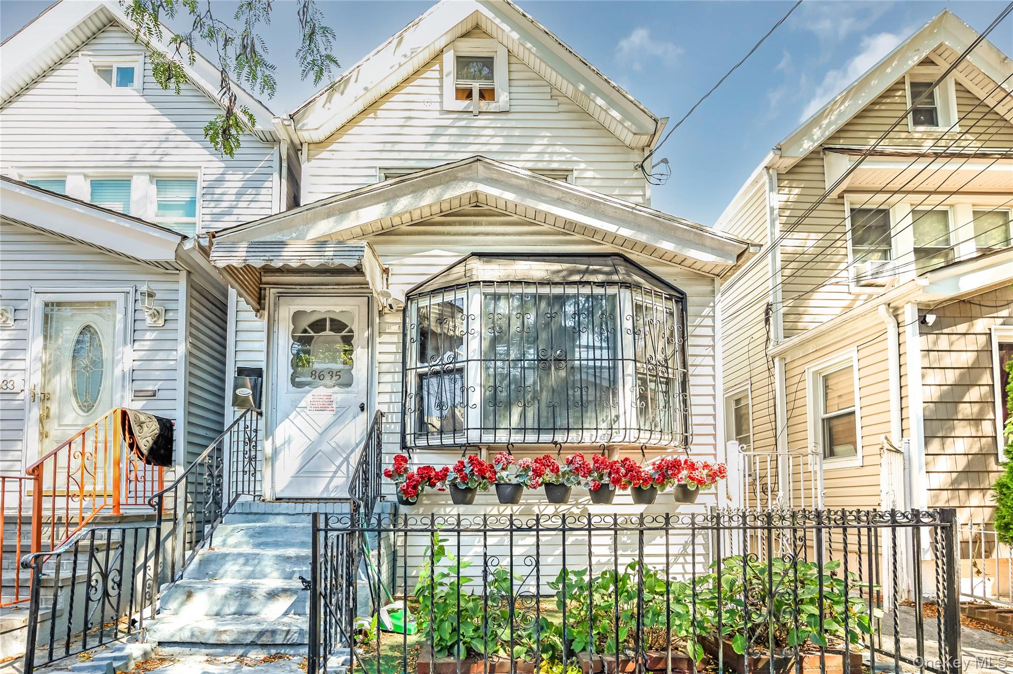 86-35 77th Street Property Photo 1