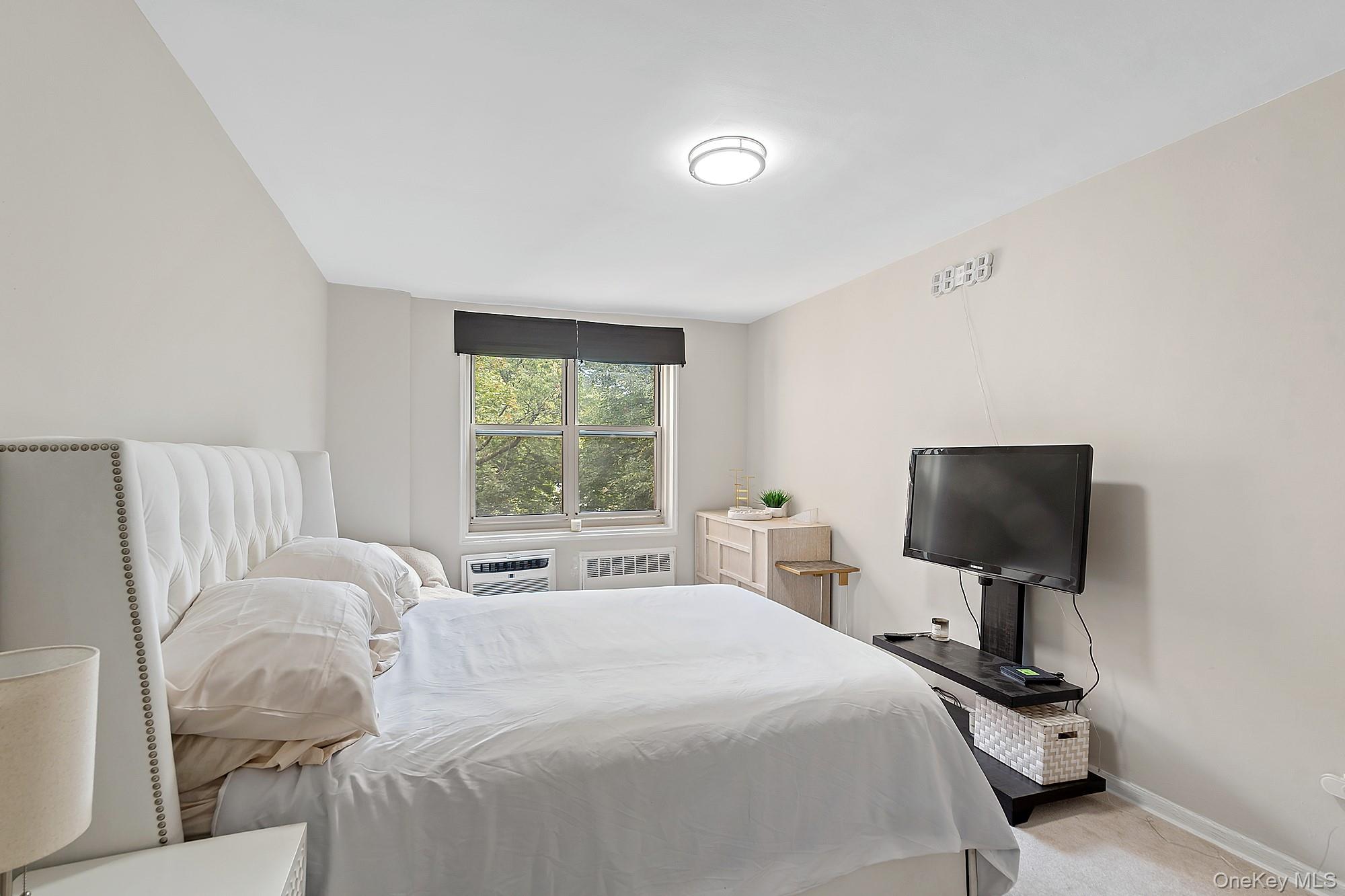 629 Kappock Street 6j Property Photo 13