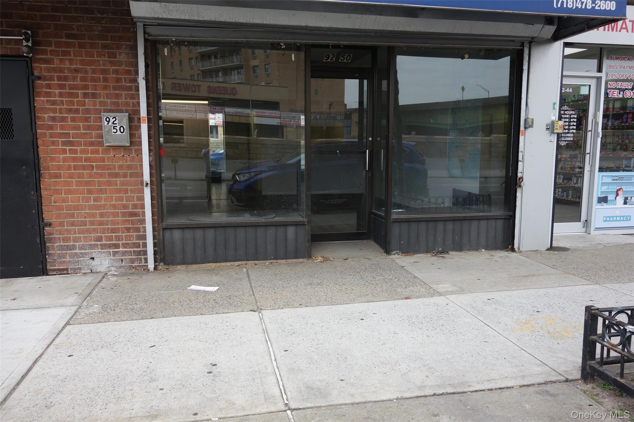 9250 Queens Boulevard Str6 Property Photo 1