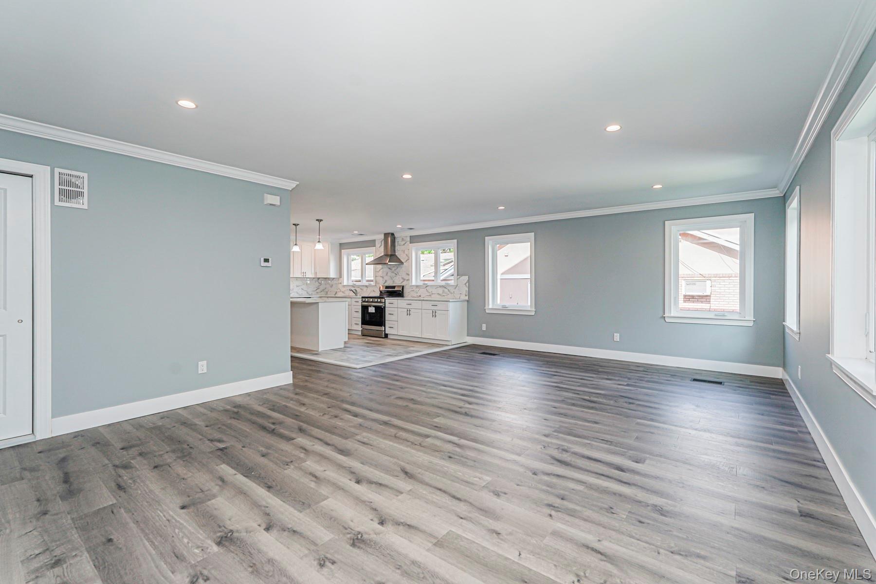 72 Goodall Street Property Photo 4