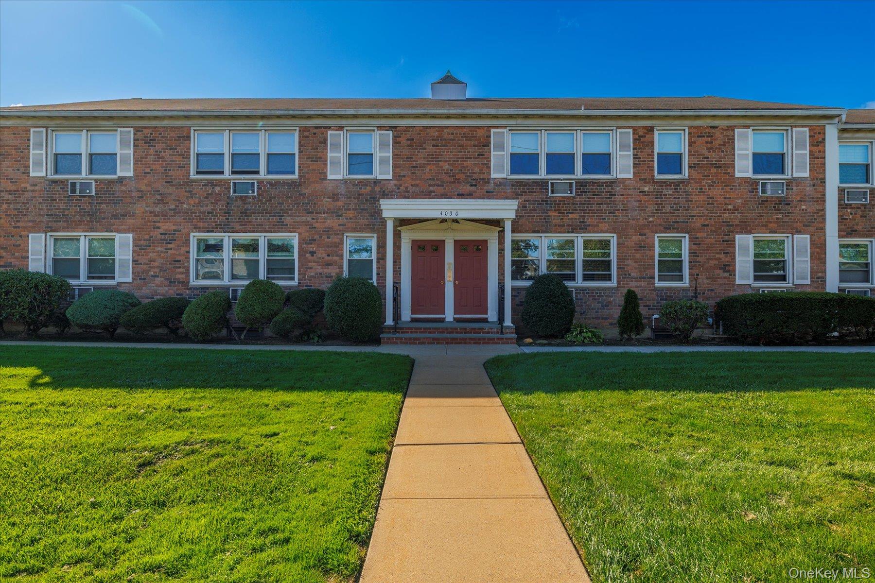 4030 Jerusalem Ave. 1b Property Photo 1