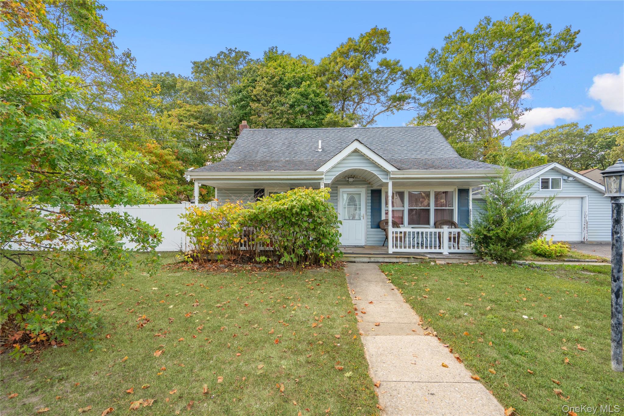 660 Rosevale Avenue Property Photo 1
