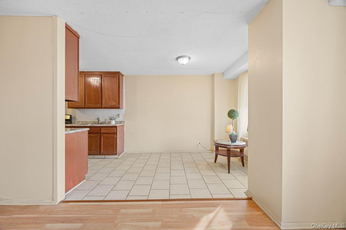 1966 Newbold Avenue 108 Property Photo 10