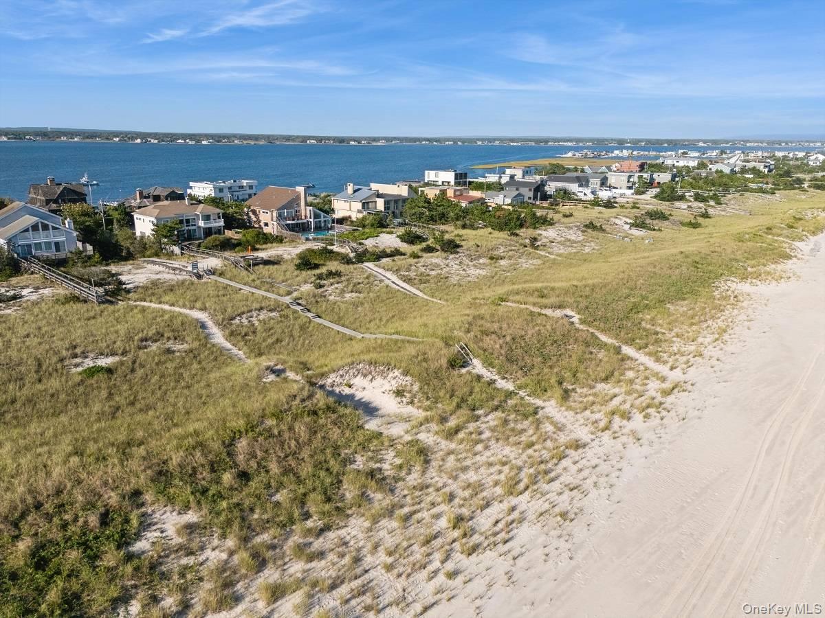 521 Dune Road Property Photo 40