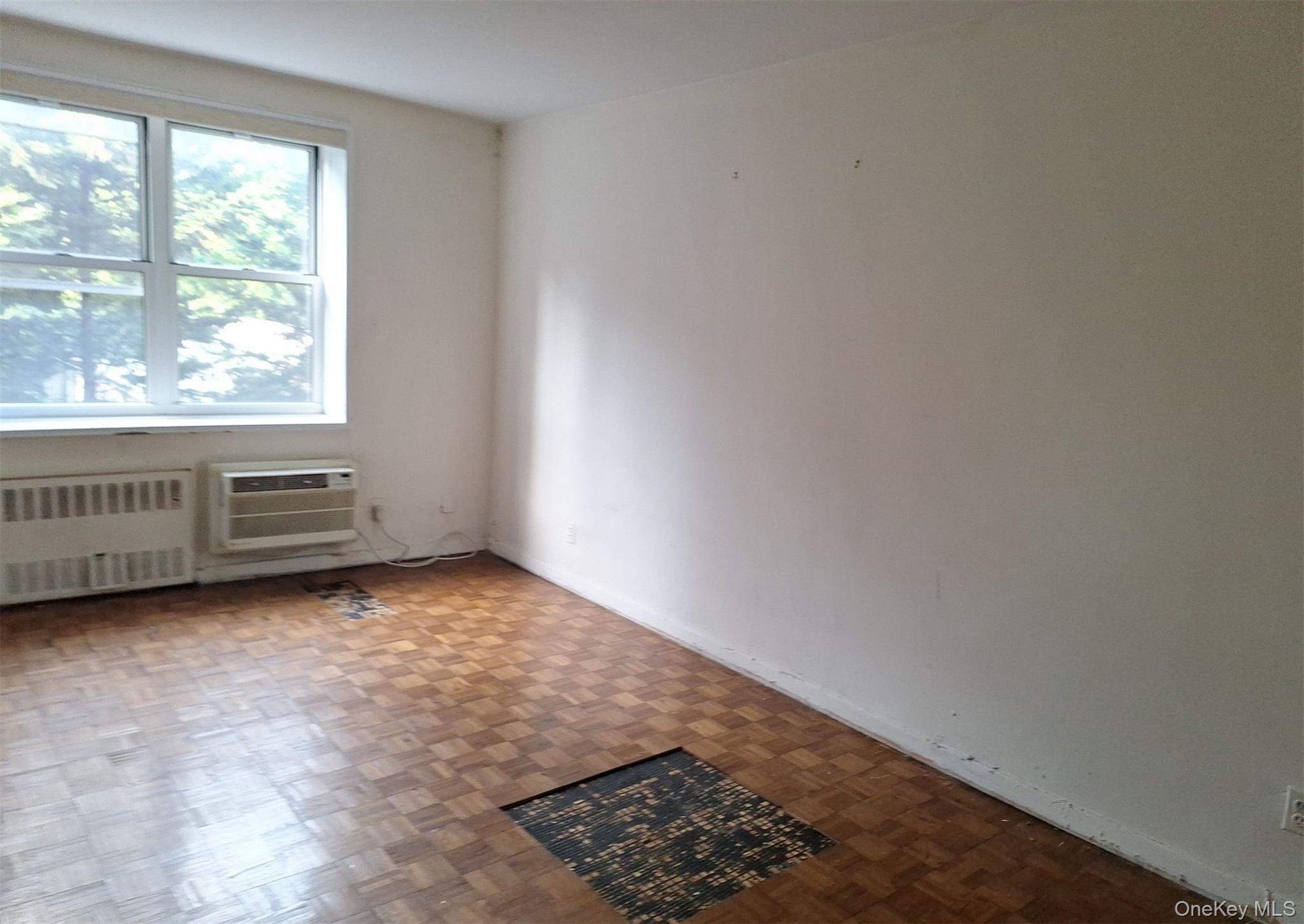 636 N Terrace Avenue 2c Property Photo 8