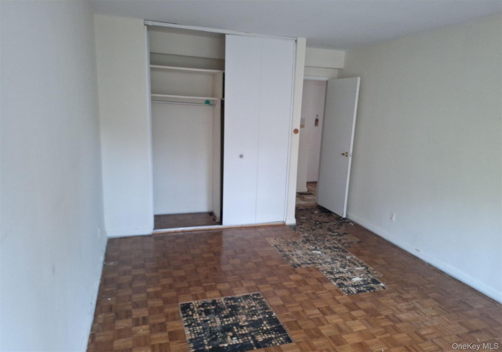 636 N Terrace Avenue 2c Property Photo 9