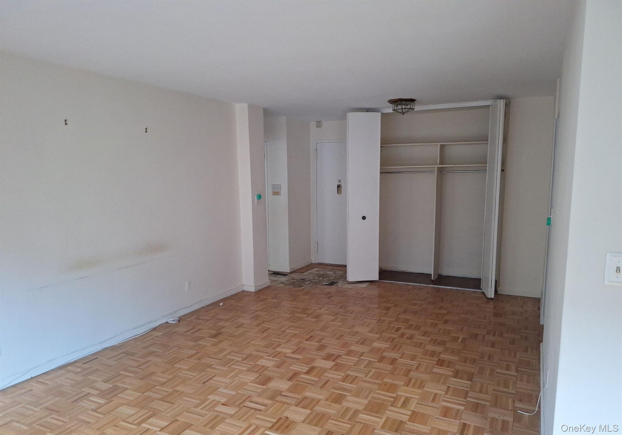 636 N Terrace Avenue 2c Property Photo 10