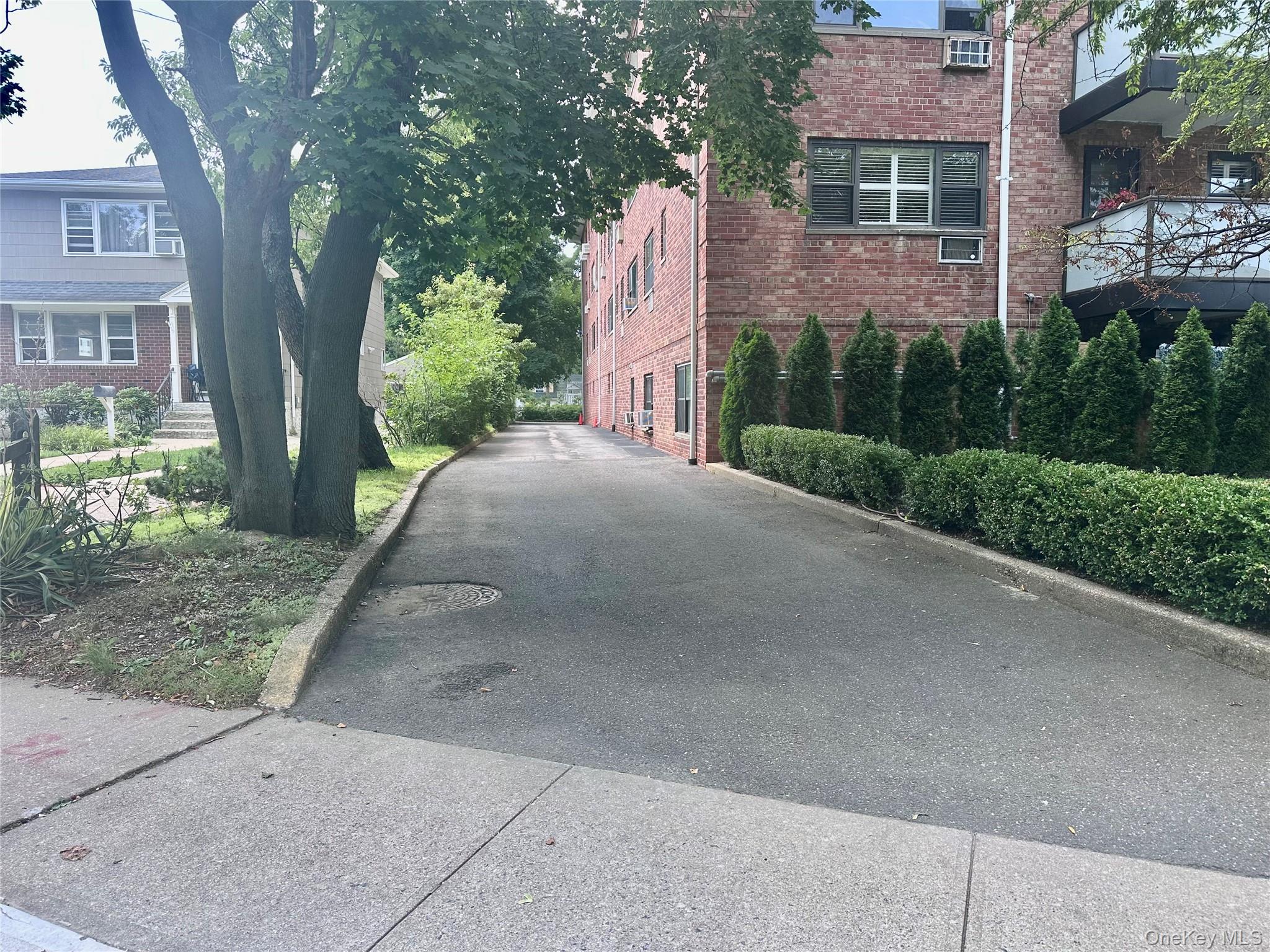 315 Atlantic Avenue 1a Property Photo 17