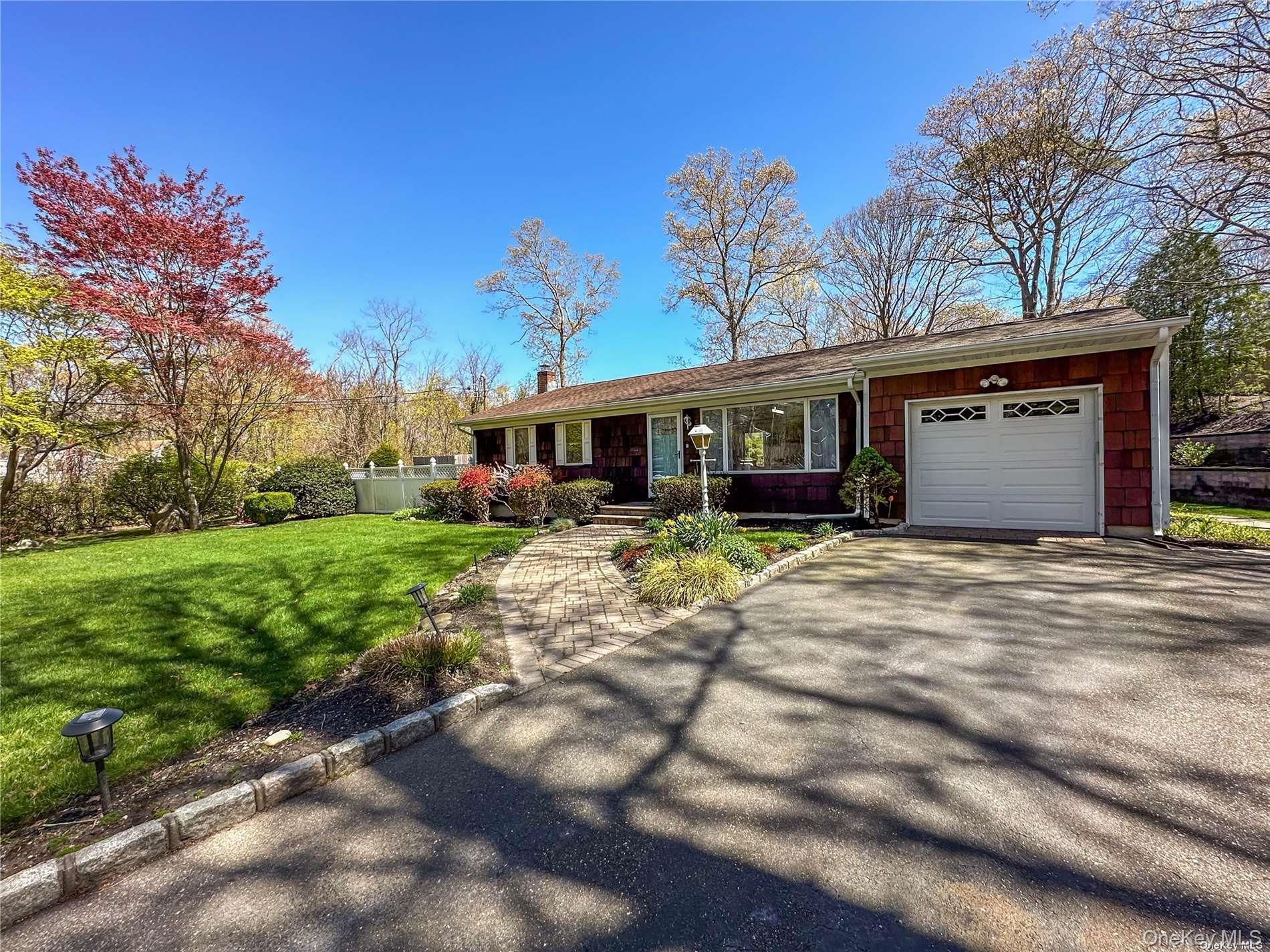 126 Overhill Road Property Photo 2