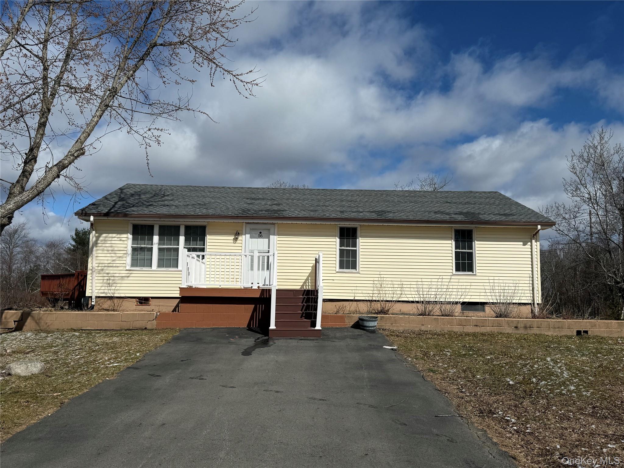 56 Club Lane Property Photo 1