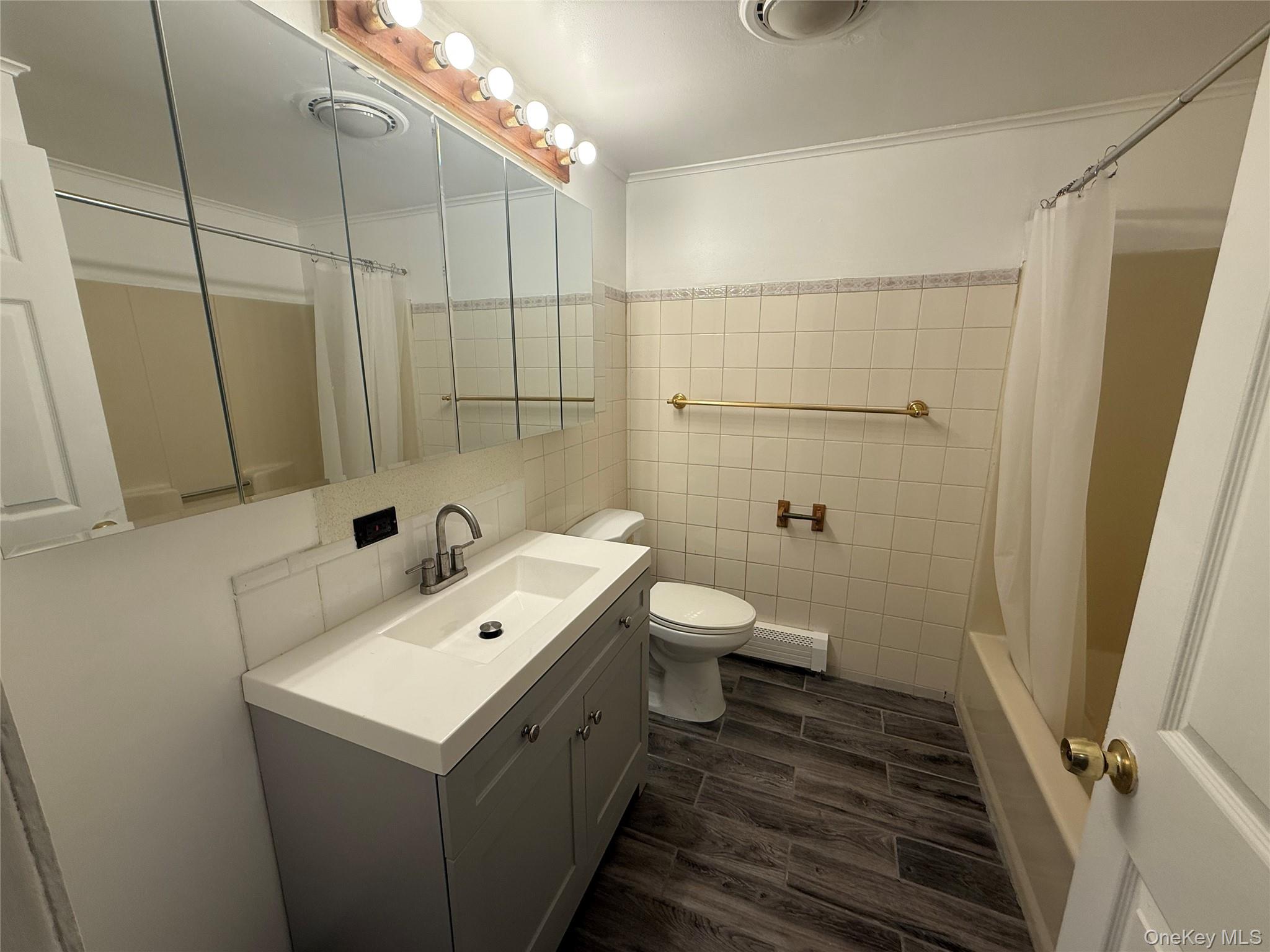 56 Club Lane Property Photo 10