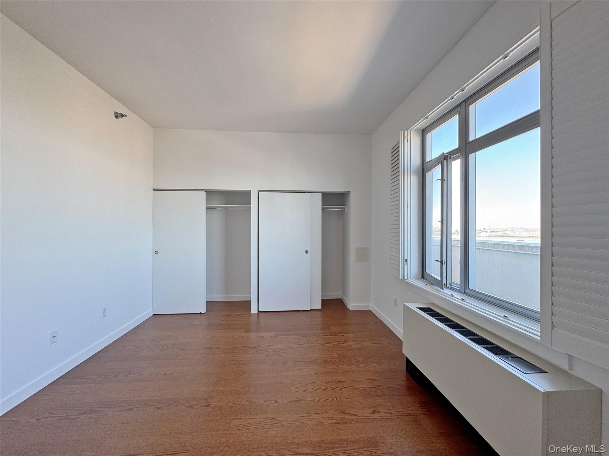 4028 College Point Boulevard Ph102 Property Photo 12