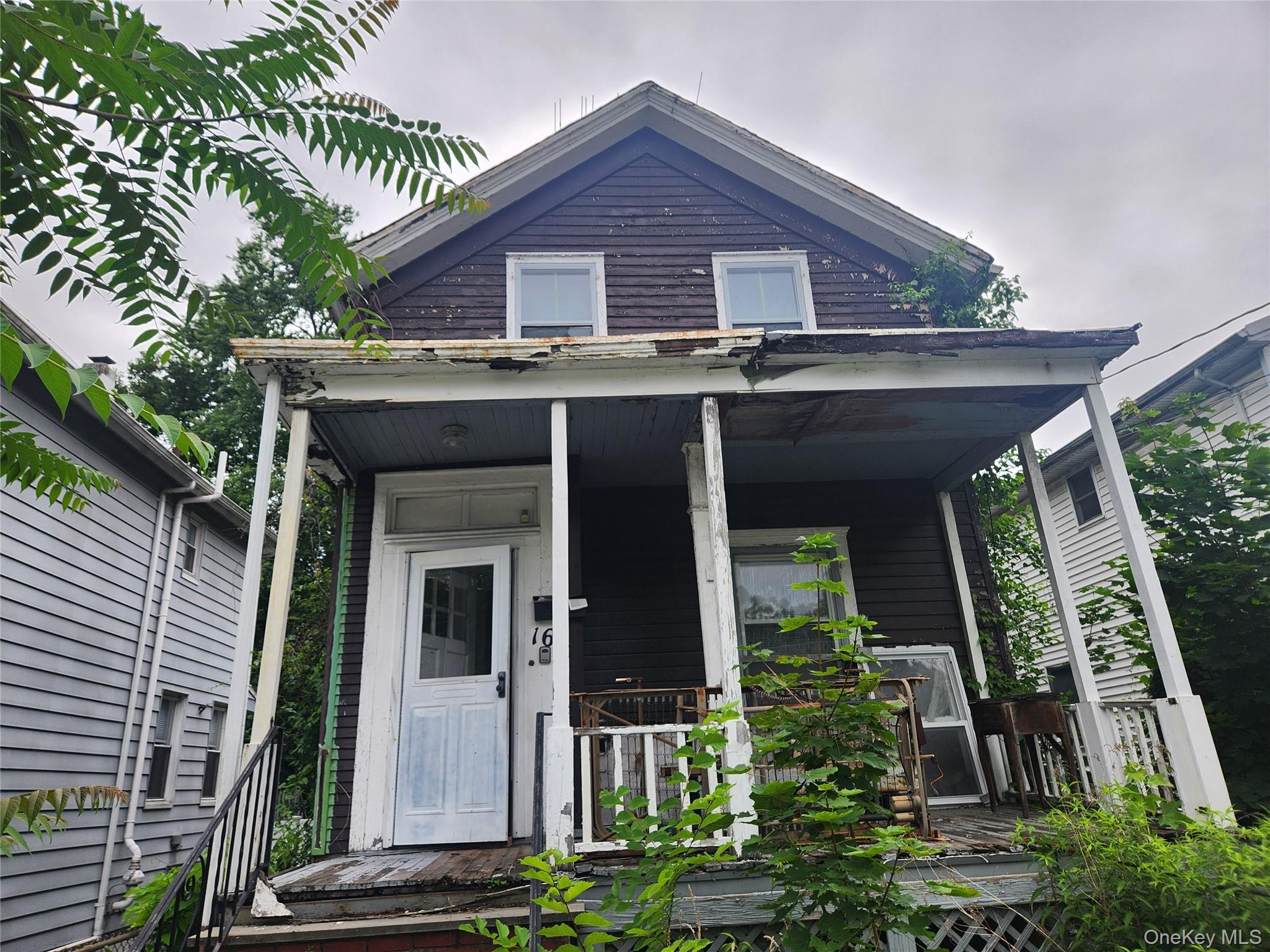 16 Field Street Property Photo 1