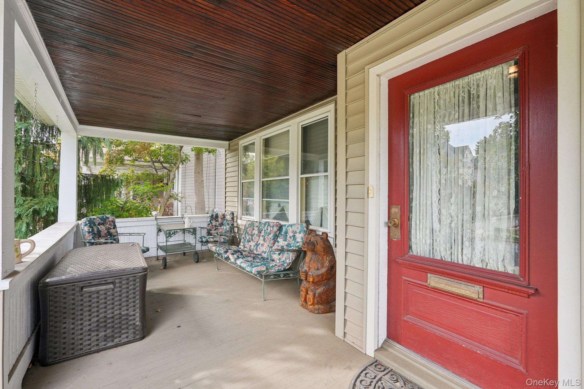 74 E Maple Avenue Property Photo 2