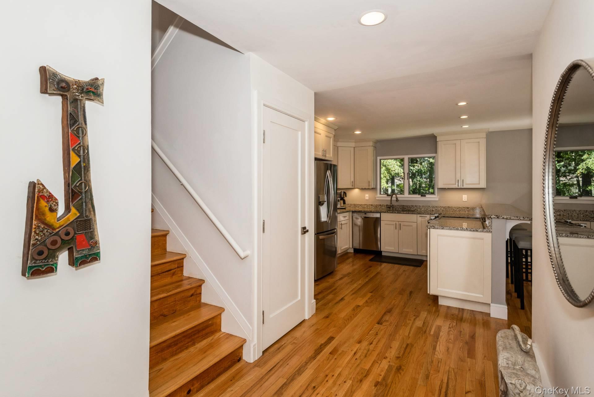 1 Deer Path Property Photo 6
