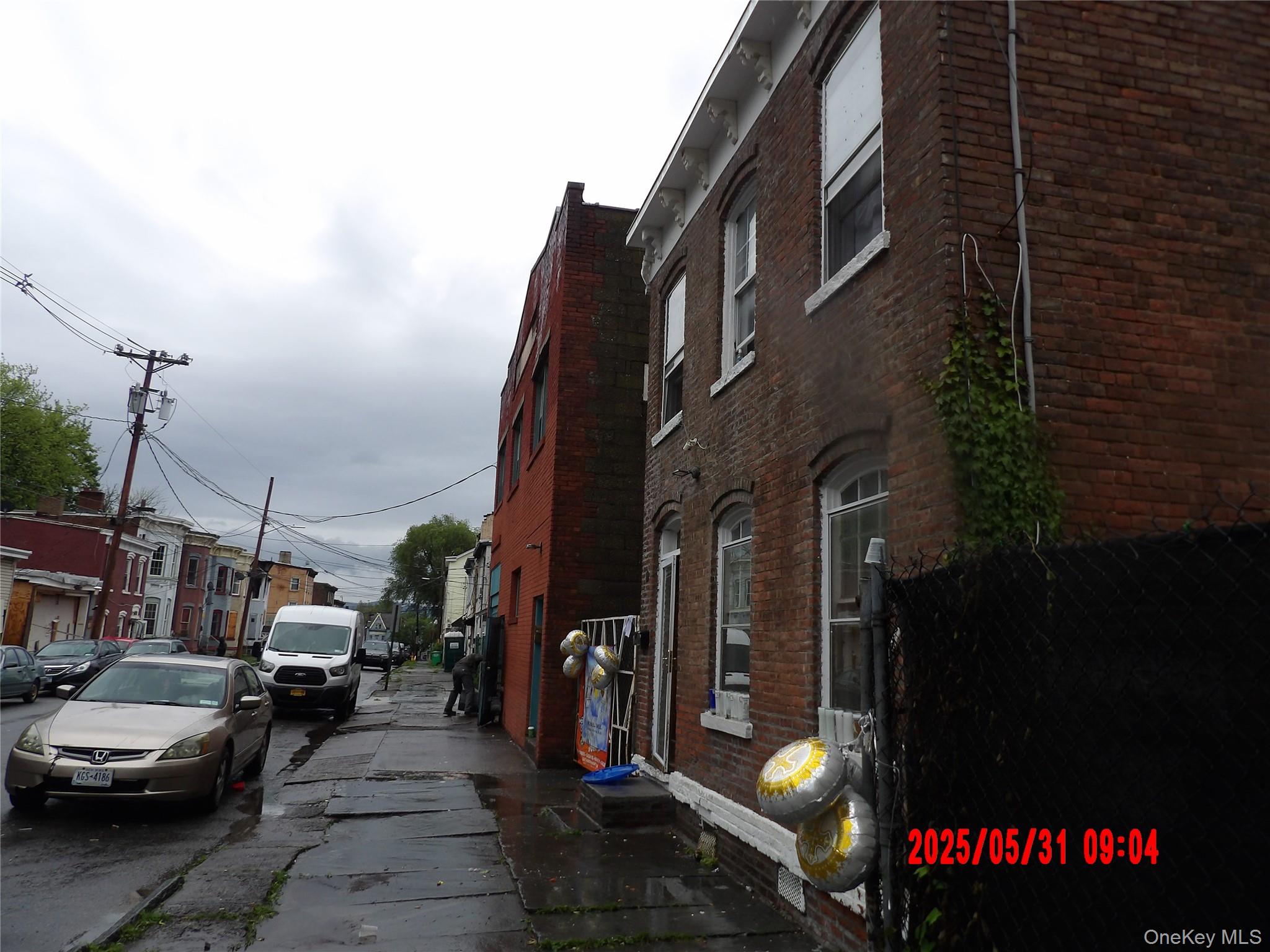 41-43 City Terrace Property Photo 4