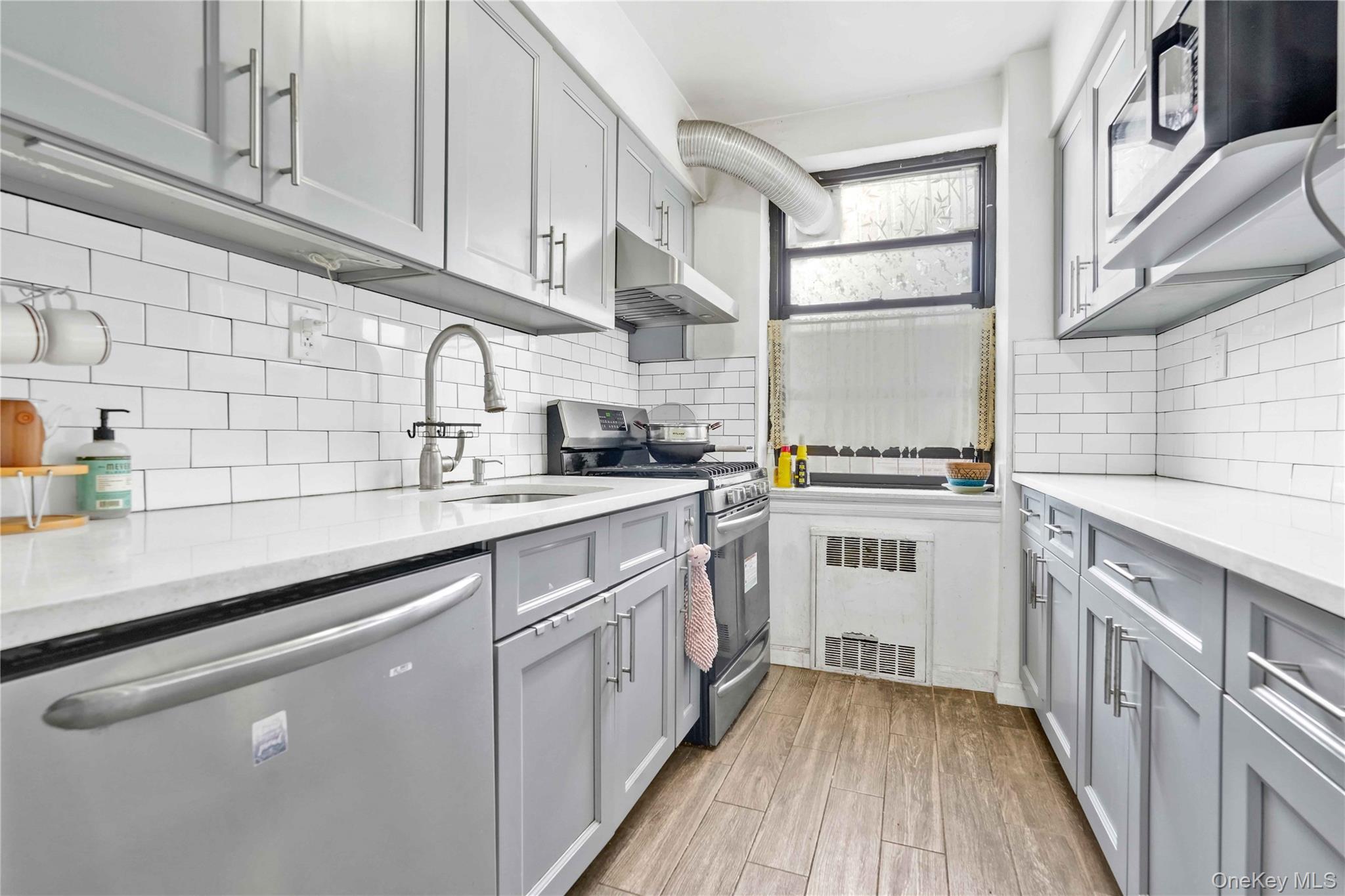 28-08 141st Street 4c Property Photo 11