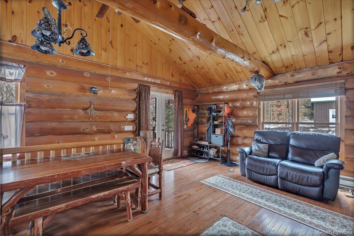 465 Barlow Road Property Photo 10