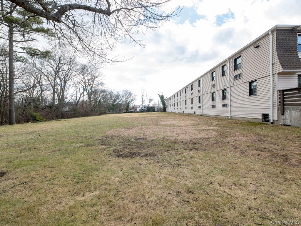 1337 Broadway L10 Property Photo 11
