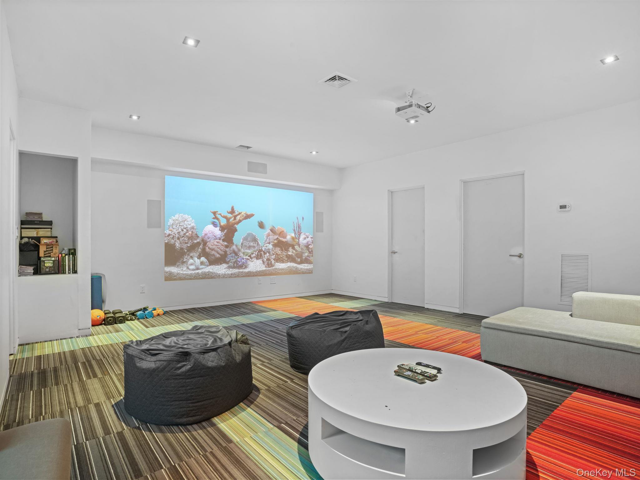 918289 Property Photo 24