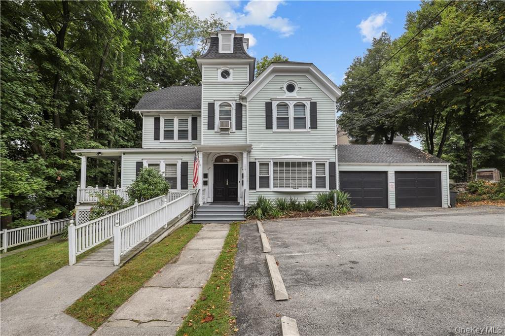 175 King Street A Property Photo 1