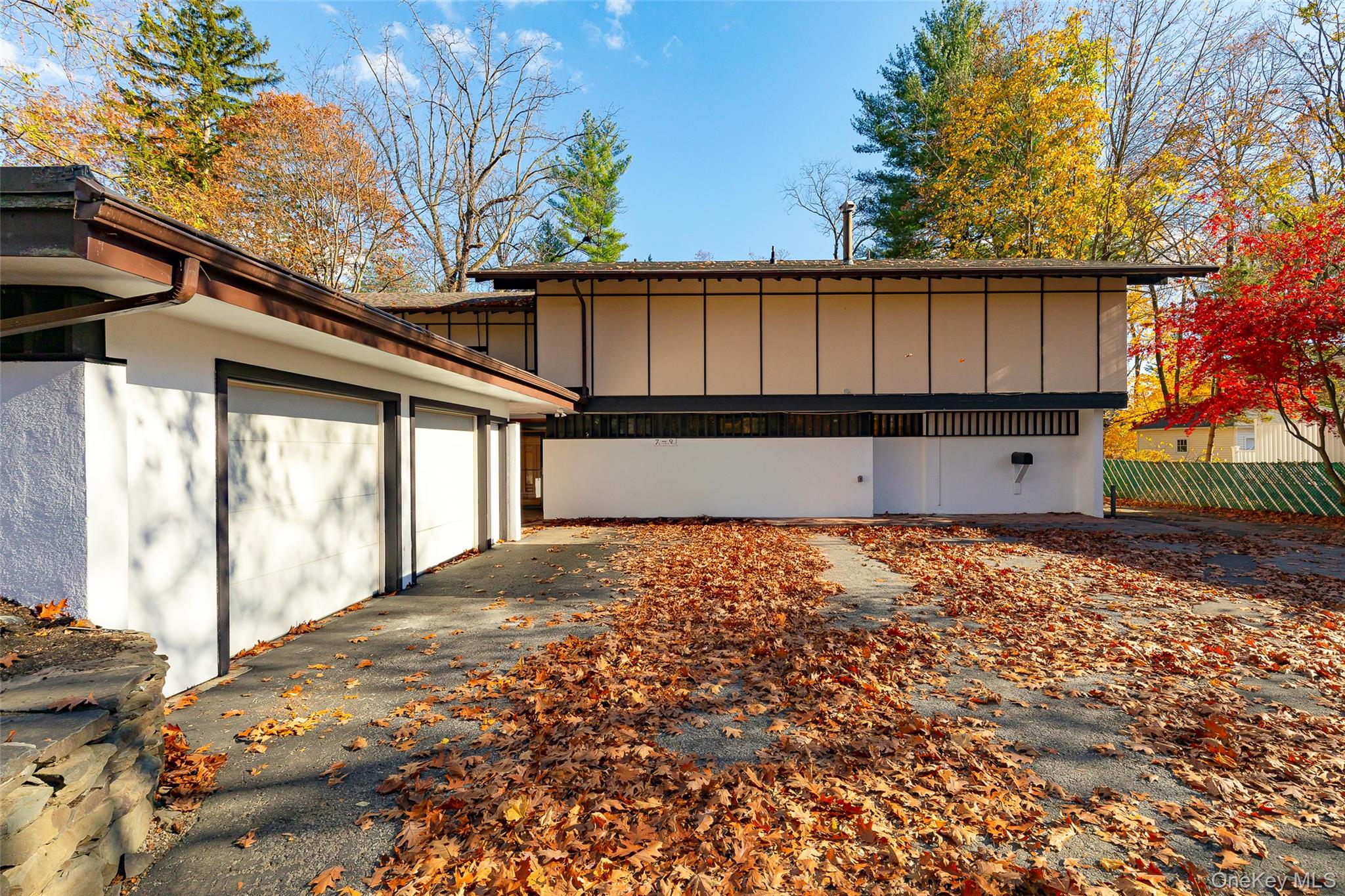 7 Ferris Lane Property Photo 2