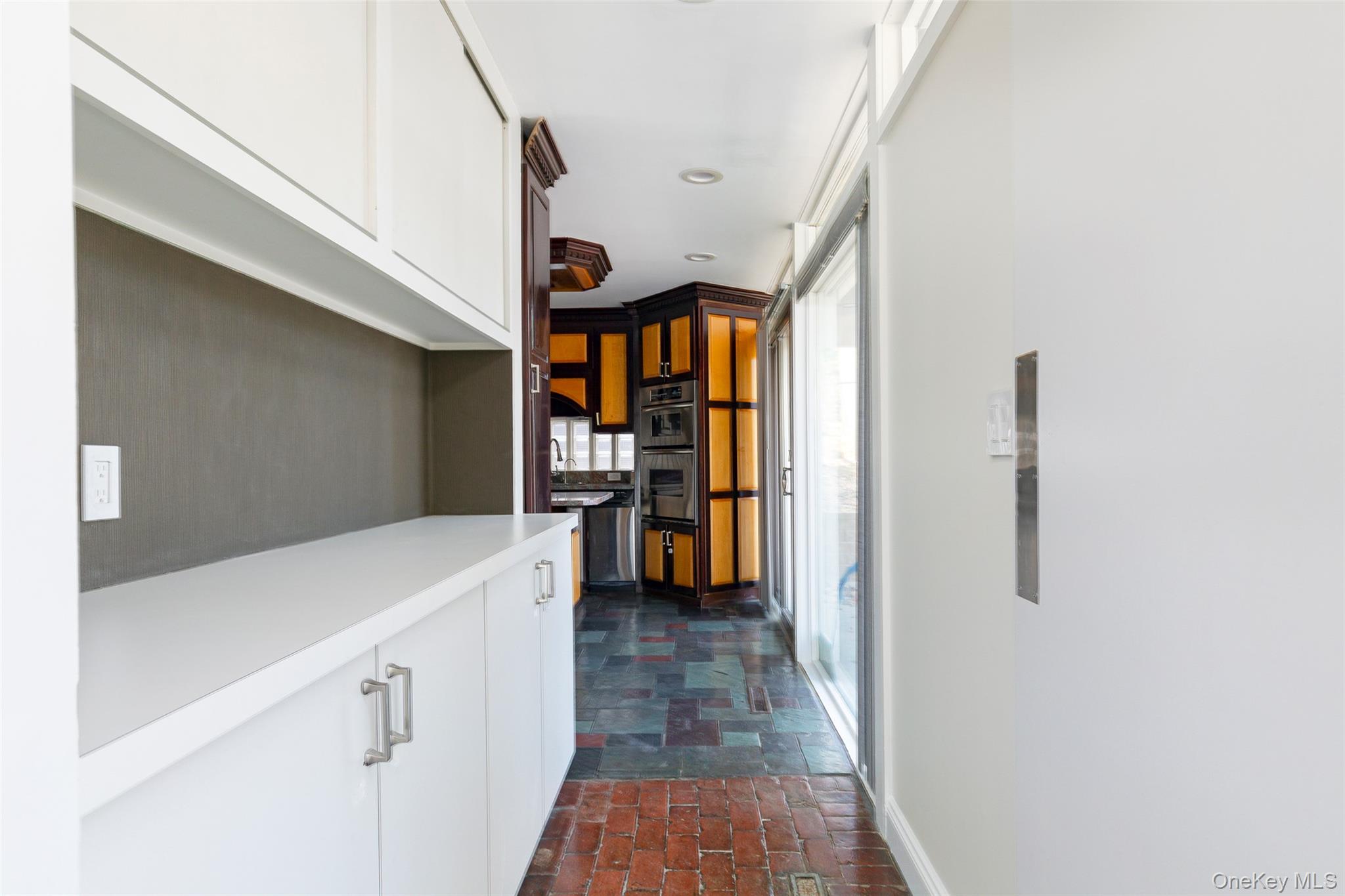 7 Ferris Lane Property Photo 7
