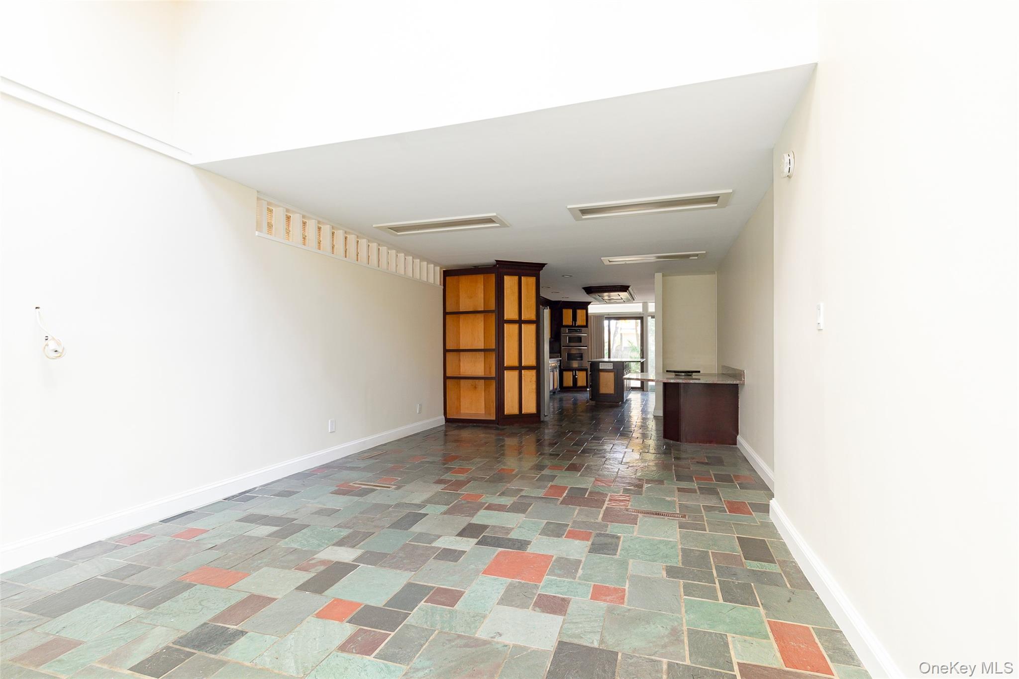7 Ferris Lane Property Photo 8