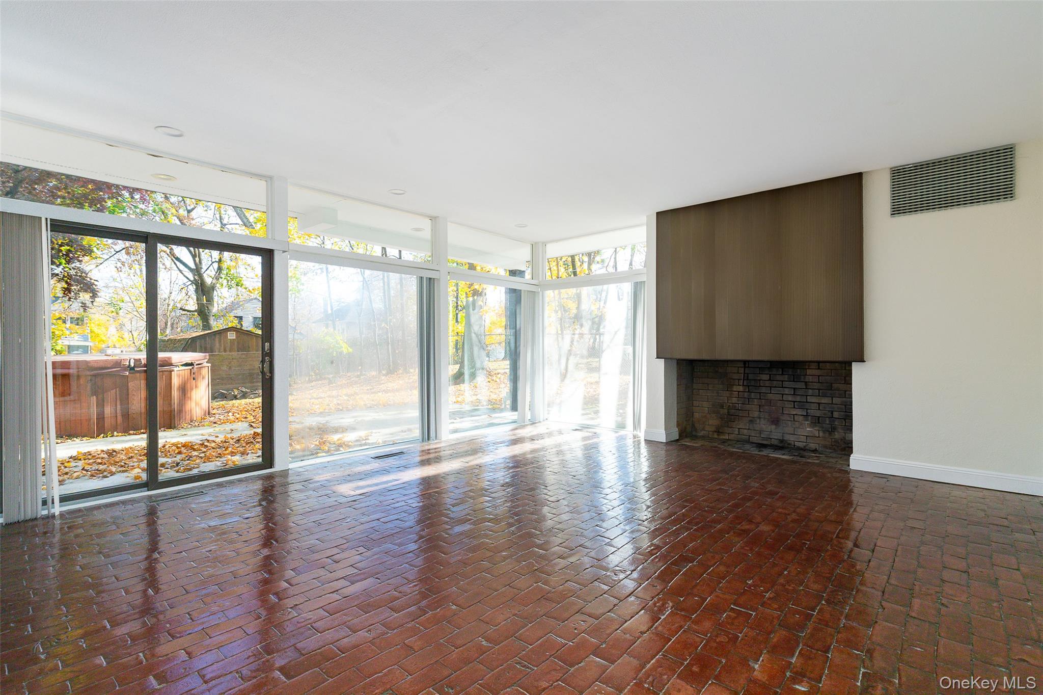 7 Ferris Lane Property Photo 13