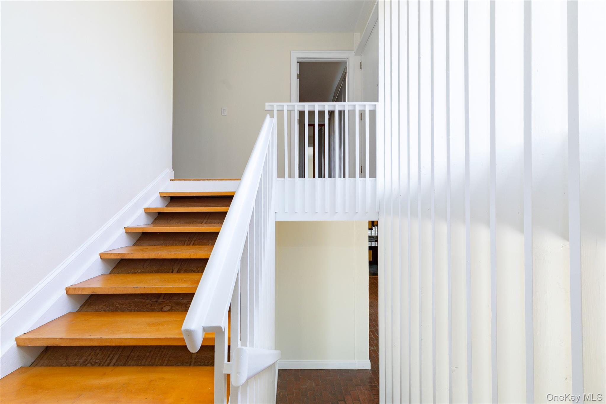 7 Ferris Lane Property Photo 16
