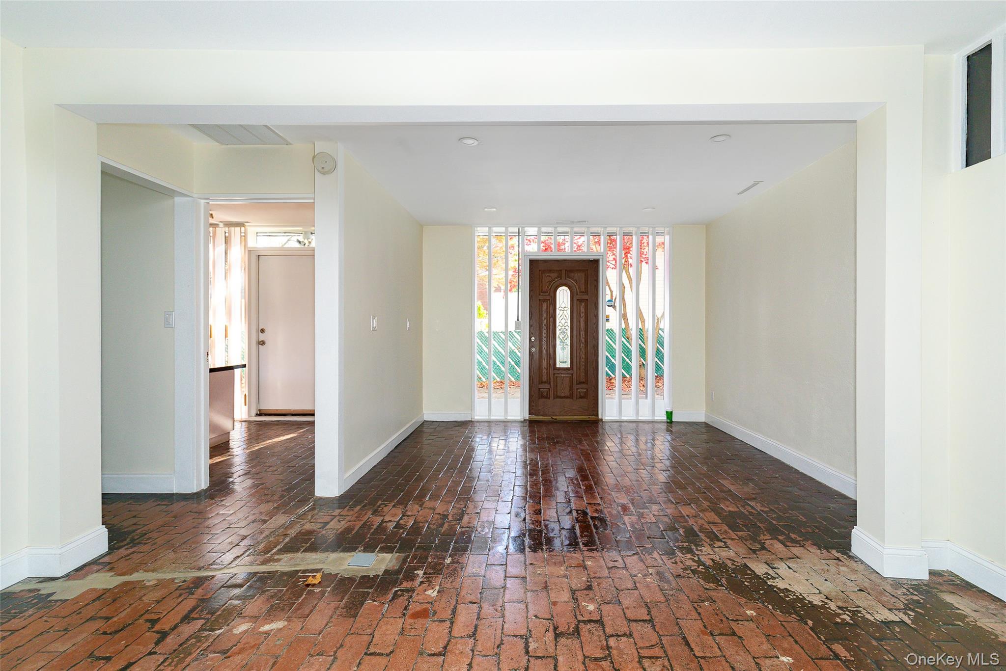 7 Ferris Lane Property Photo 28