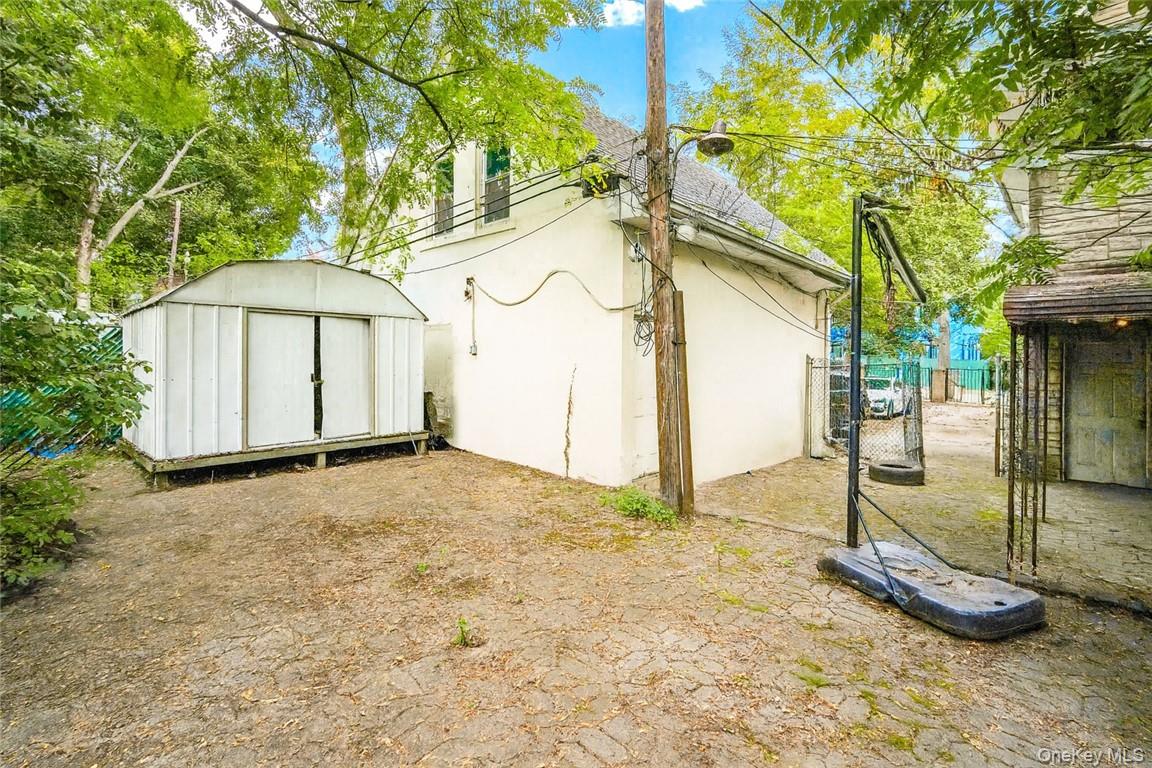 81-26 Austin Street Property Photo 16