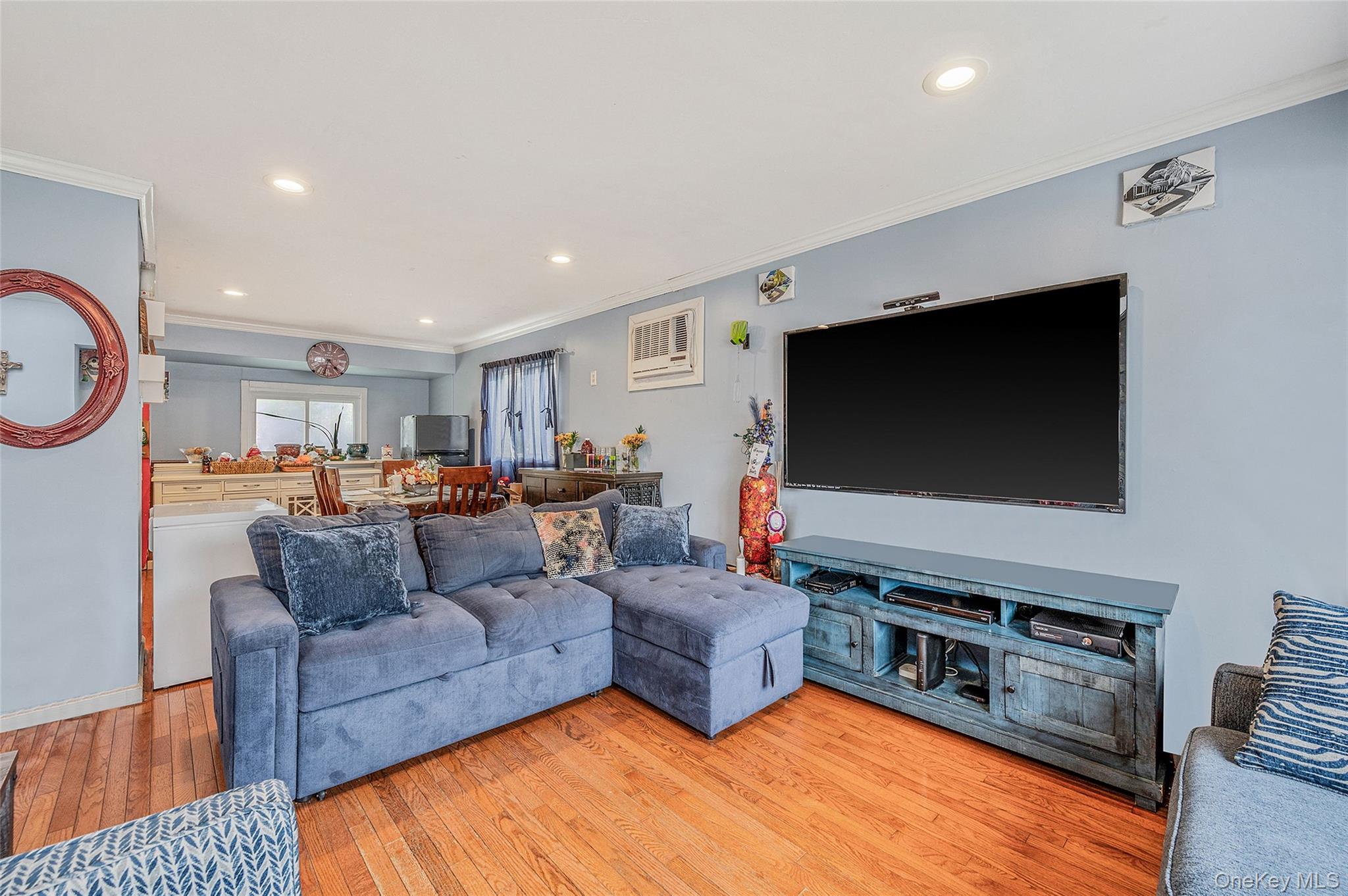 46 W Willow Street Property Photo 5