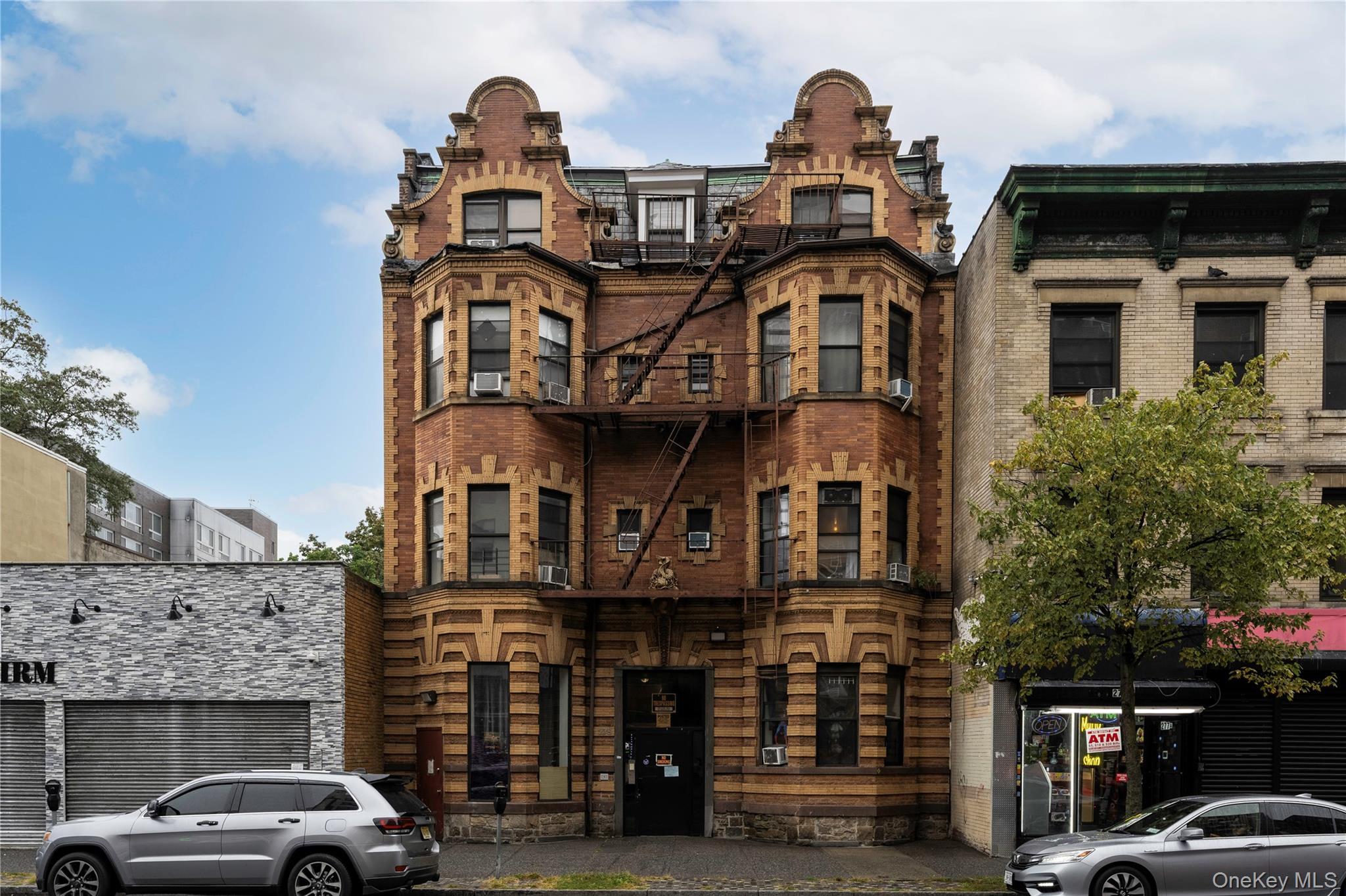 279 S Broadway Property Photo 1