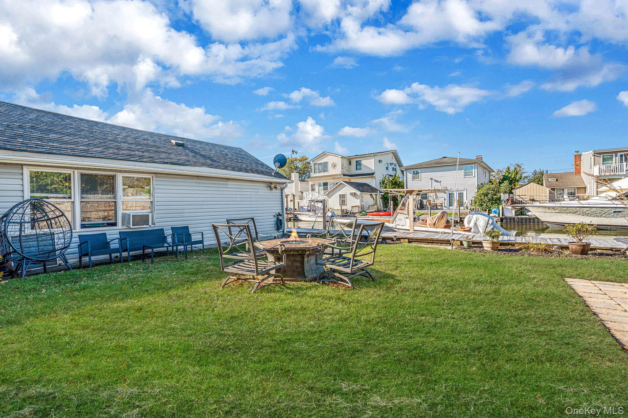 504 Fire Island Avenue Property Photo 31